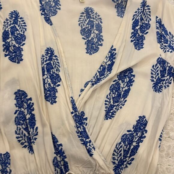 Blue and white boho beachy romper size Small - Picture 2 of 4